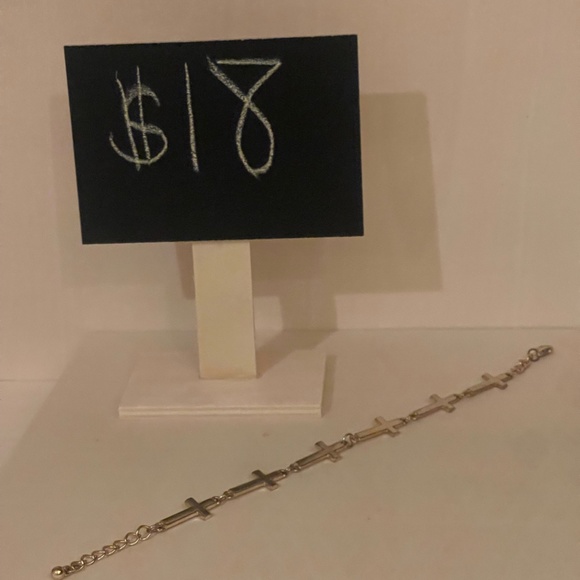 GOLD CROSS BRACELET - Picture 2 of 2